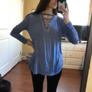 Cozy long sleeve with V neck line!